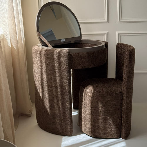 Vanora Vanity